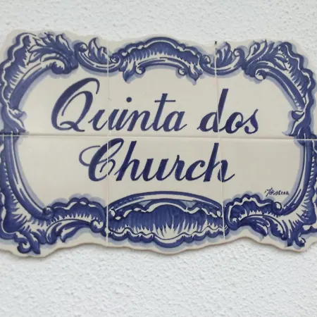 Quinta Dos Church *