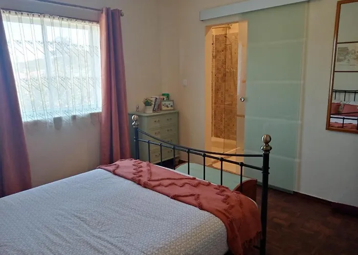 Quinta Dos Church Ancião